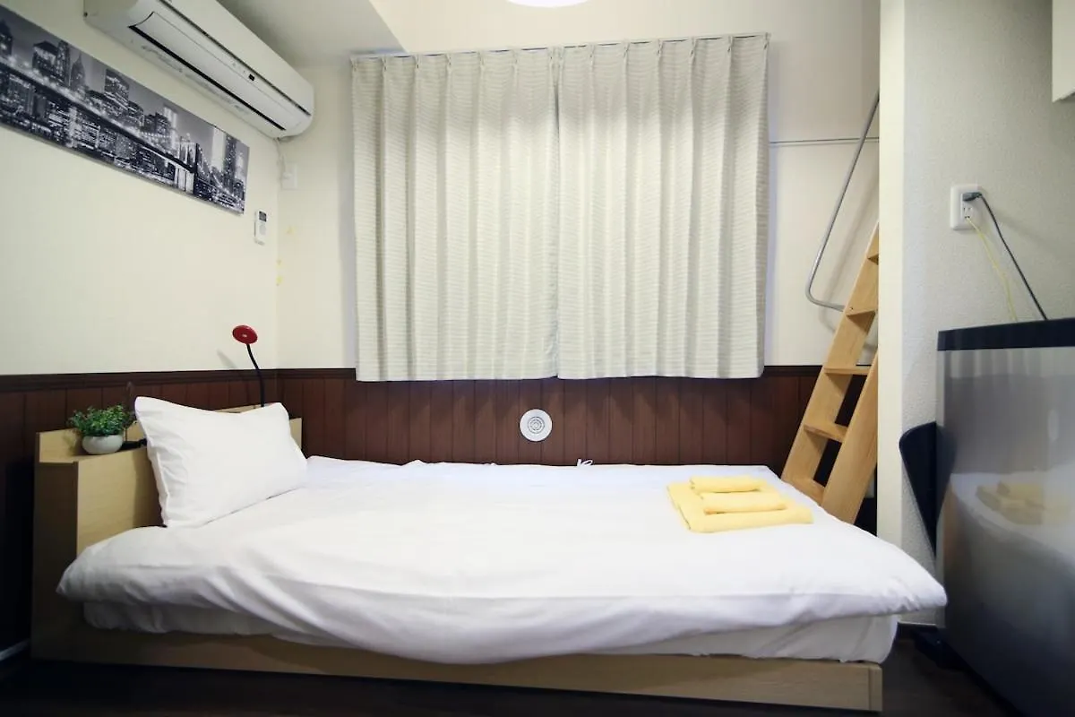 Quiet Area, Close To Station, Central Shinjuku, Room 202 Tokyo Apartment