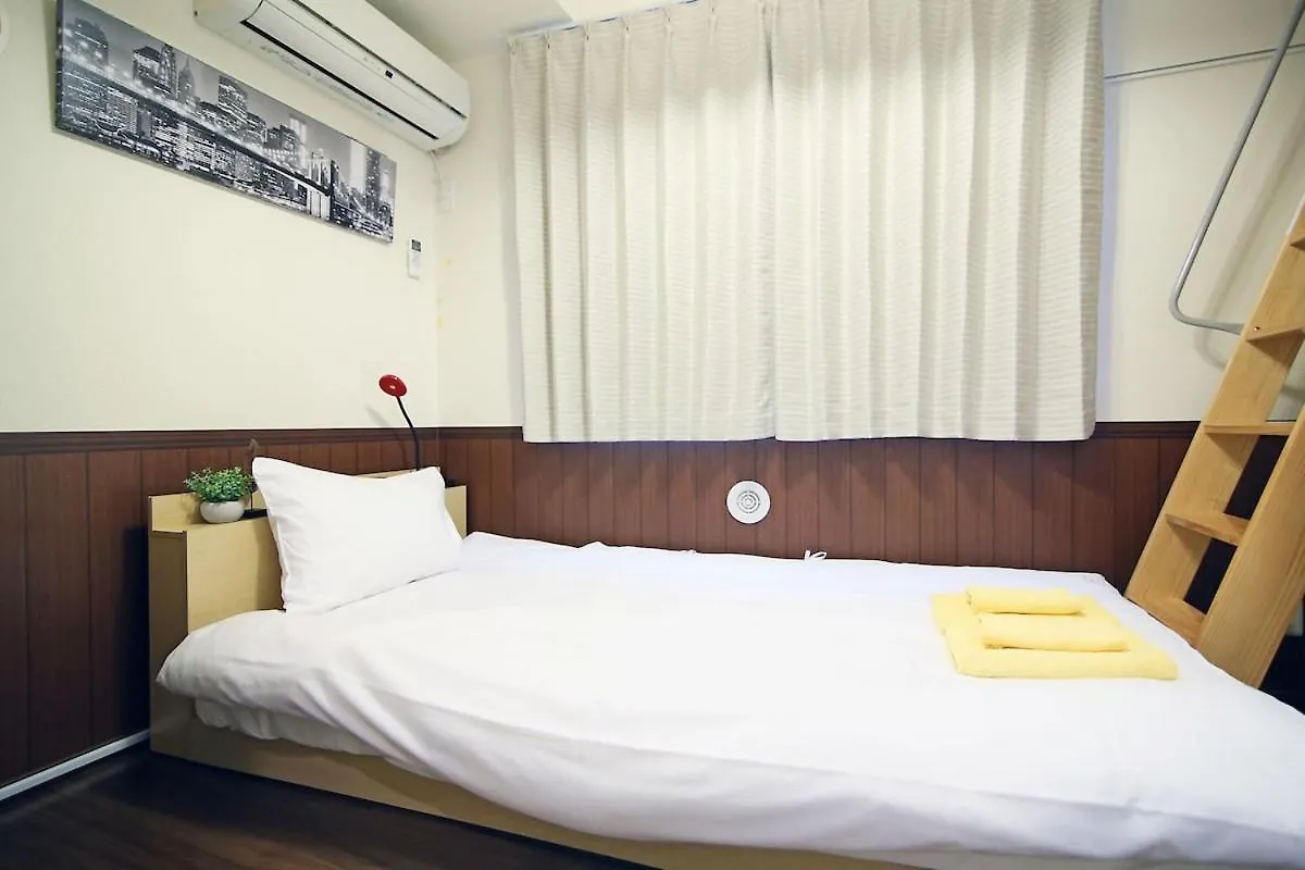 Apartment Quiet Area, Close To Station, Central Shinjuku, Room 202 Tokyo Japan